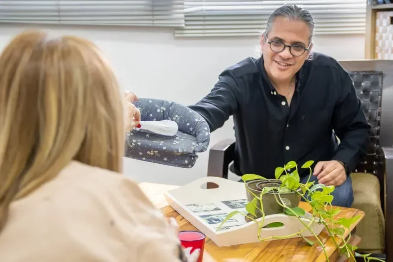 גיא אבני — פסיכותרפיסט דינאמי